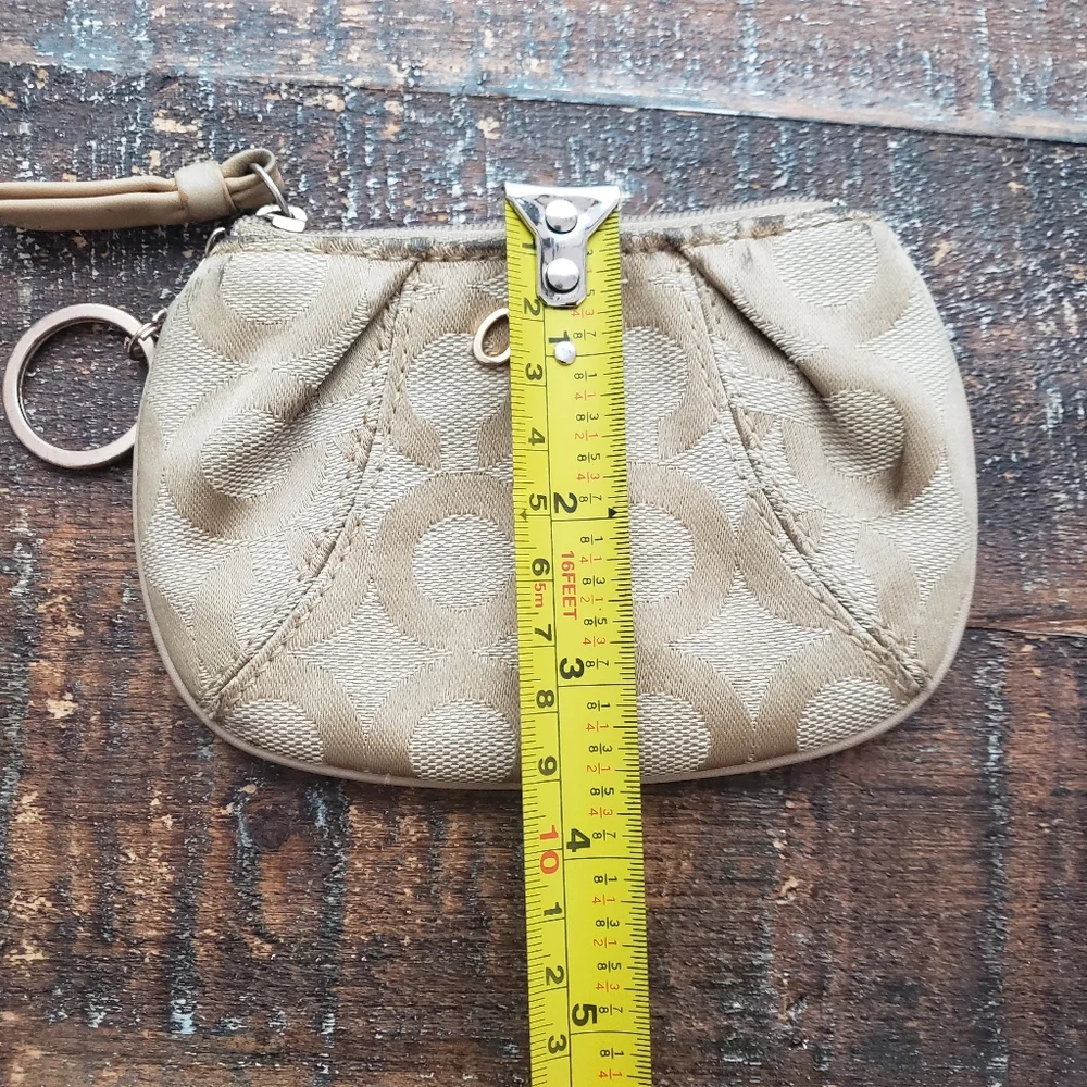 Coach Signature C Vintage Card/ Coin Case Keychain Canvas Wallet Color Tan